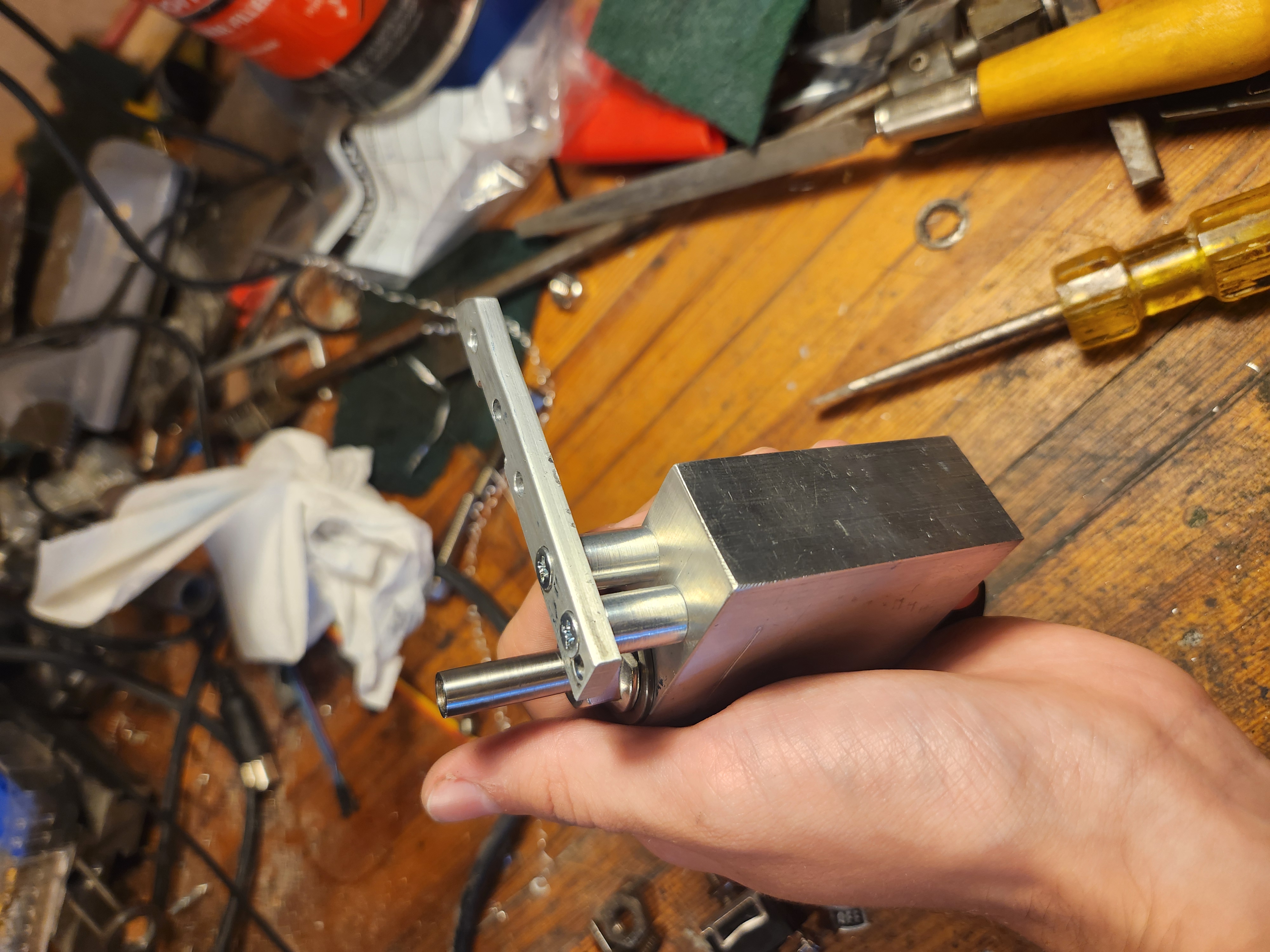 Cutting bearing seats and drilling main hole